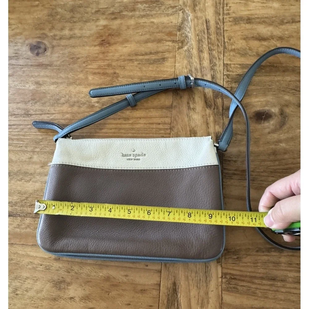 Kate Spade New York Crossbody Bag Taupe Cream Blue Zip Top Leather